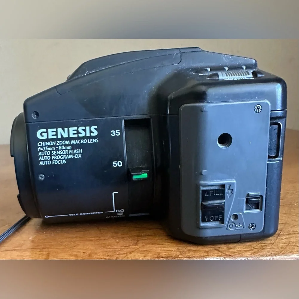 Chinon Genesis GS-7 Reflex Zoom 35mm Film Autofocus SLR Camera w/Case Manual BLK
